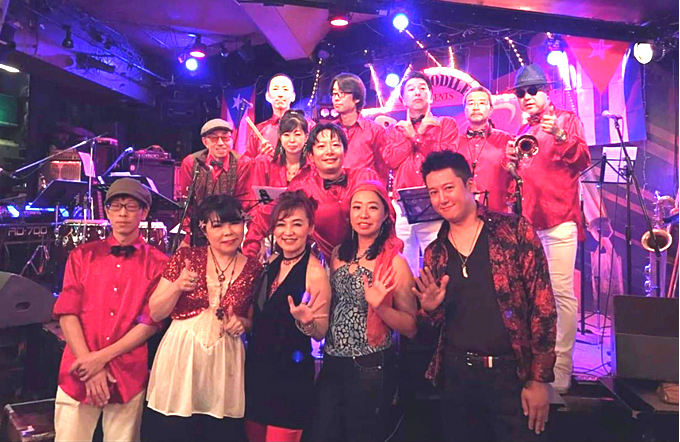 Orquesta Las Piedrasの皆さんです